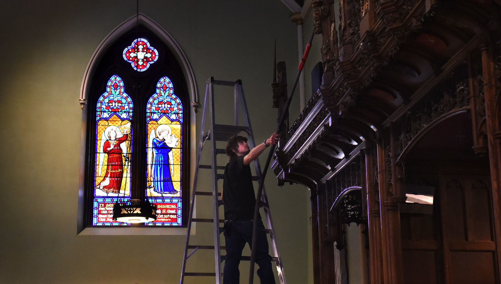 Saints Peter and John 15.JPG